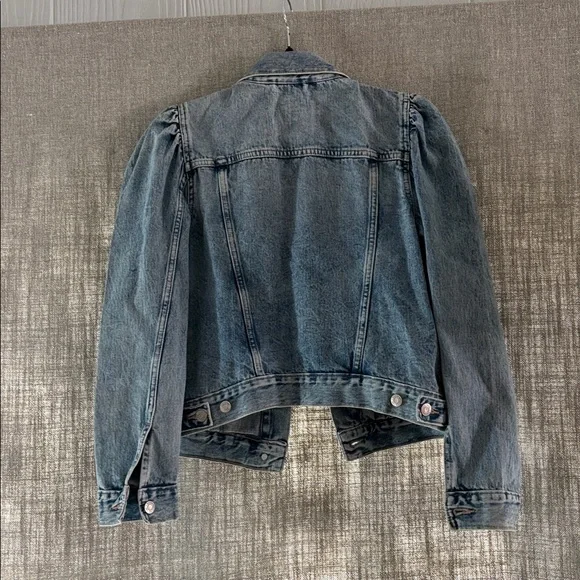Darling Gap vintage style puff sleeve denim jacket - in mint condition! - Picture 4 of 5